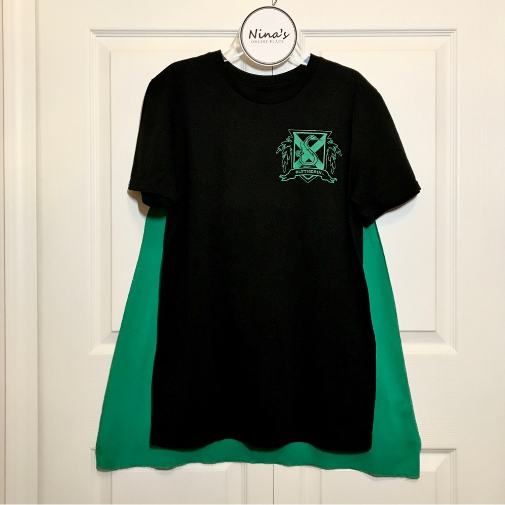 HARRY POTTER Unisex Slytherin Shirt with Cape Black/Green Size S